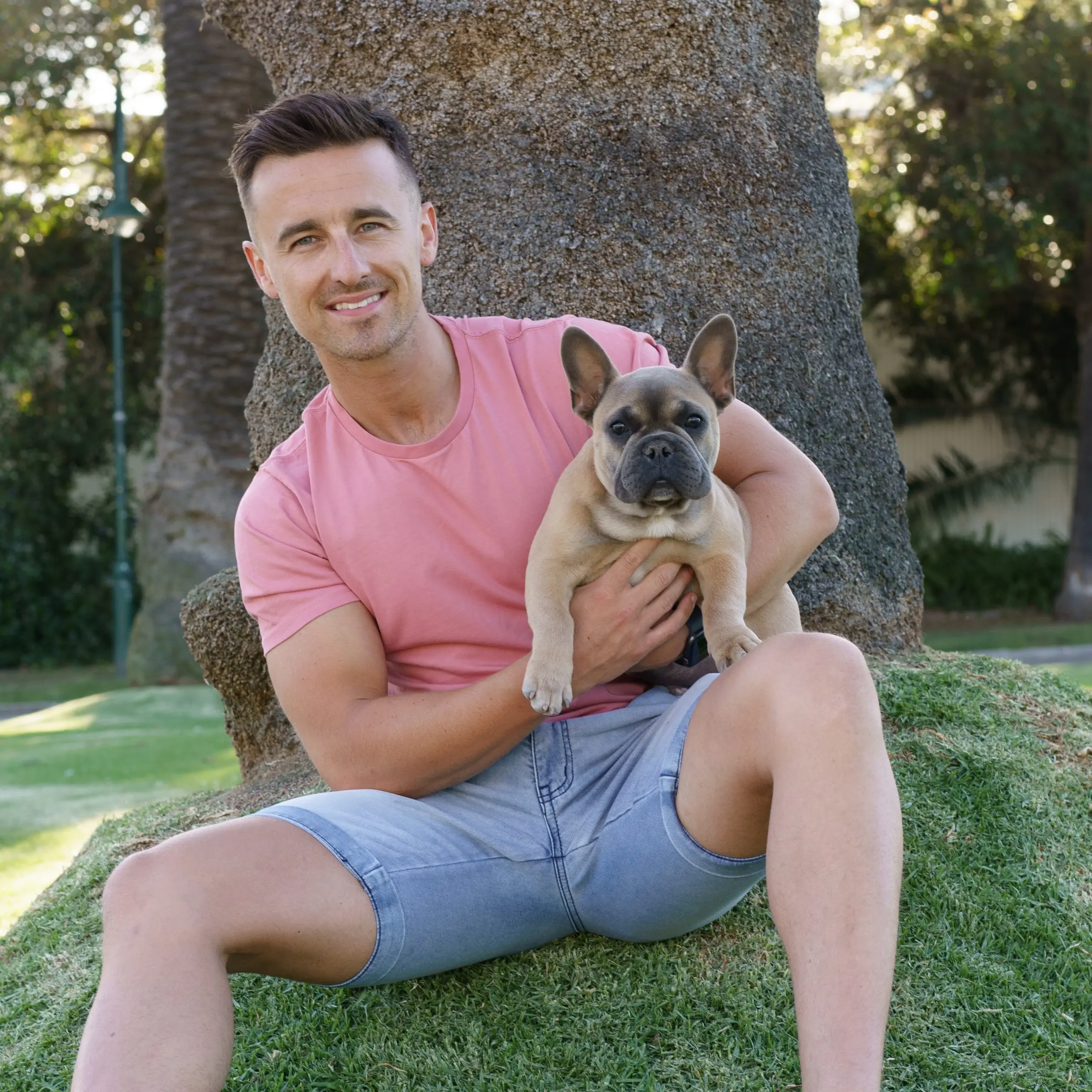 Online Dating Photography with Pets